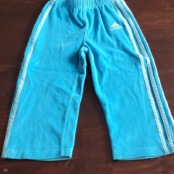 ADIDAS 2pcs sweat set 18M - Picture 4 of 4